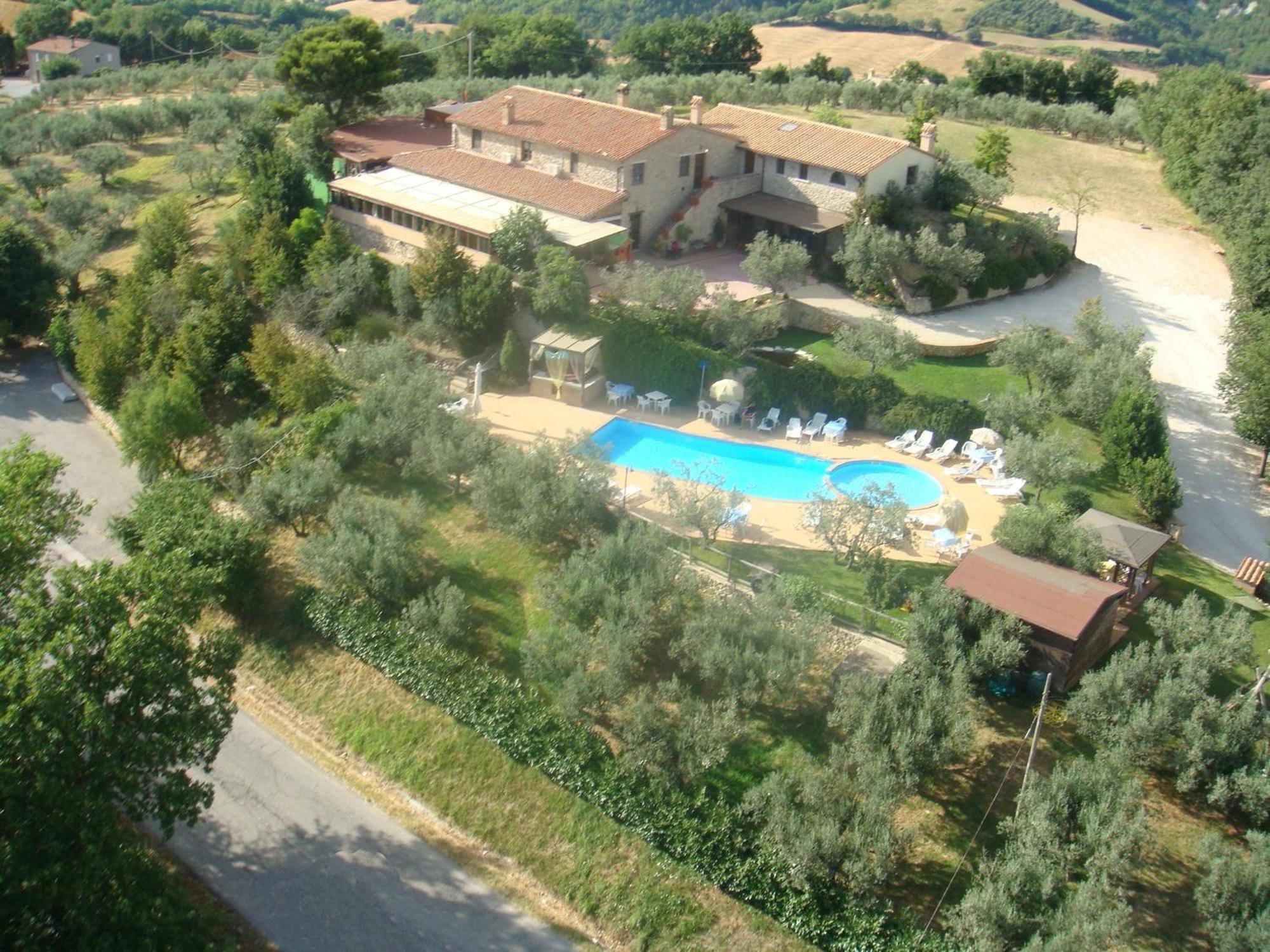 San Terenziano Agriturismo La Casella מראה חיצוני תמונה