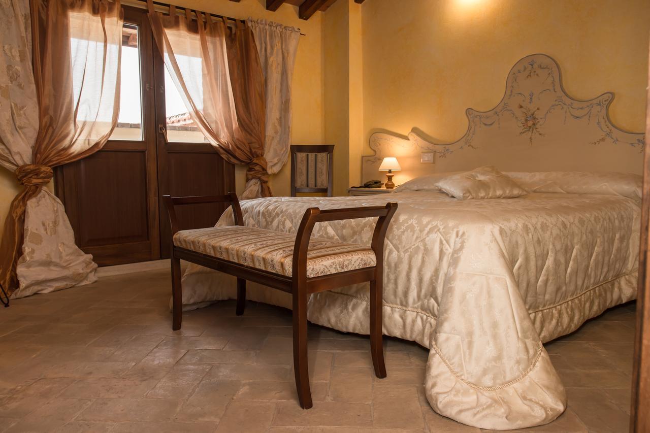 San Terenziano Agriturismo La Casella מראה חיצוני תמונה