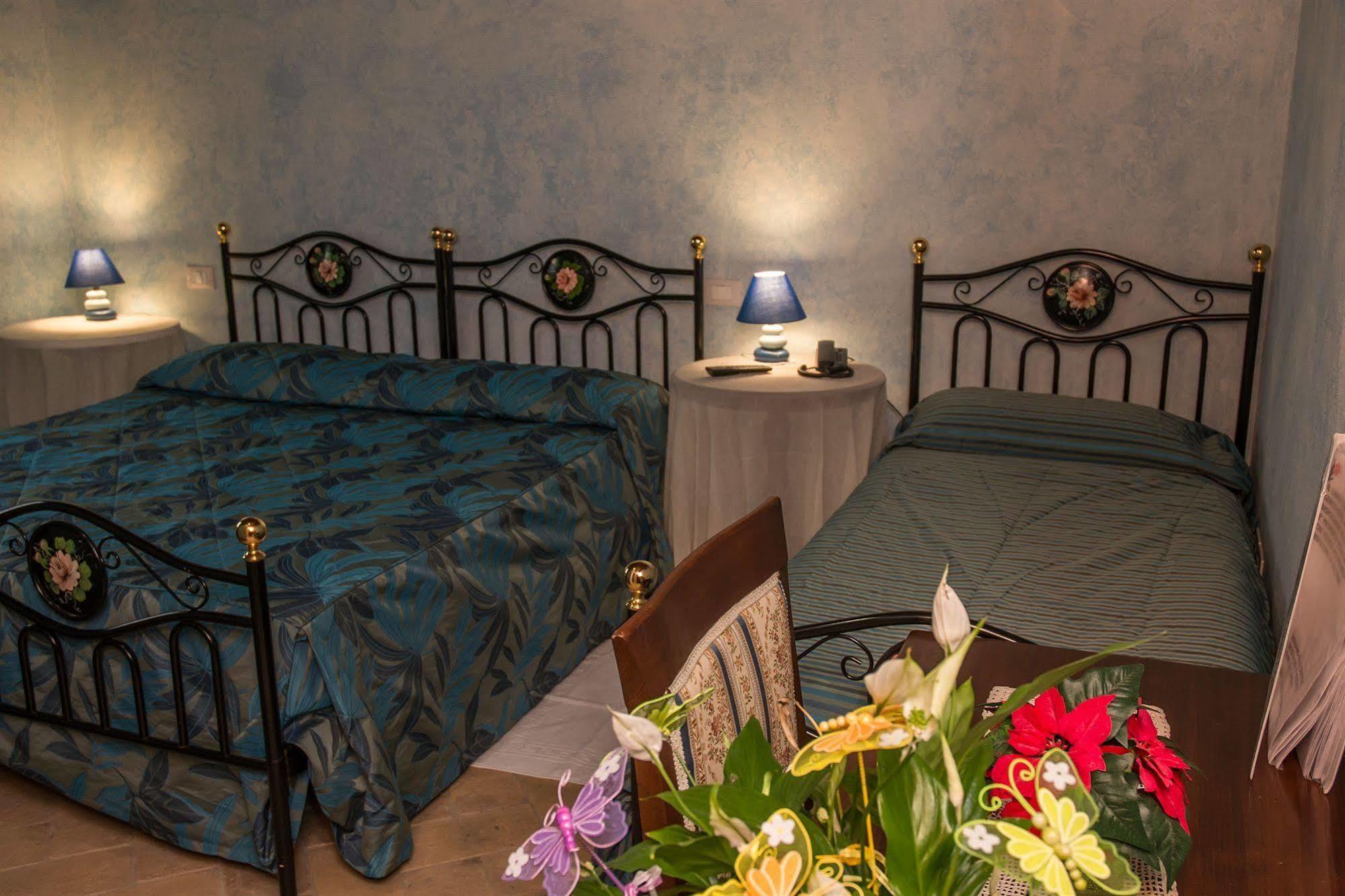 San Terenziano Agriturismo La Casella מראה חיצוני תמונה