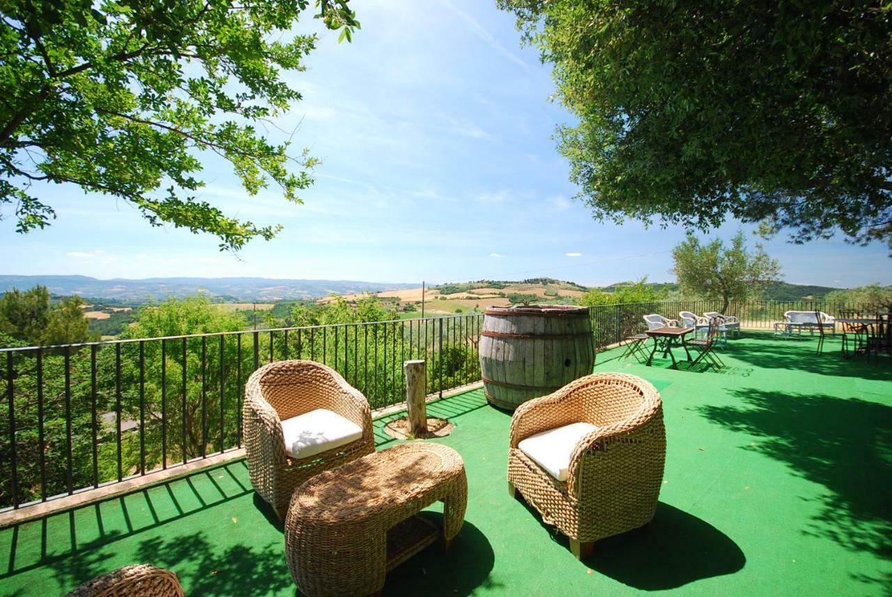 San Terenziano Agriturismo La Casella מראה חיצוני תמונה